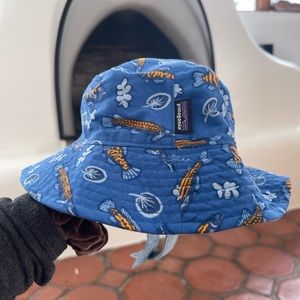 Baby Patagonia sun hat bundle